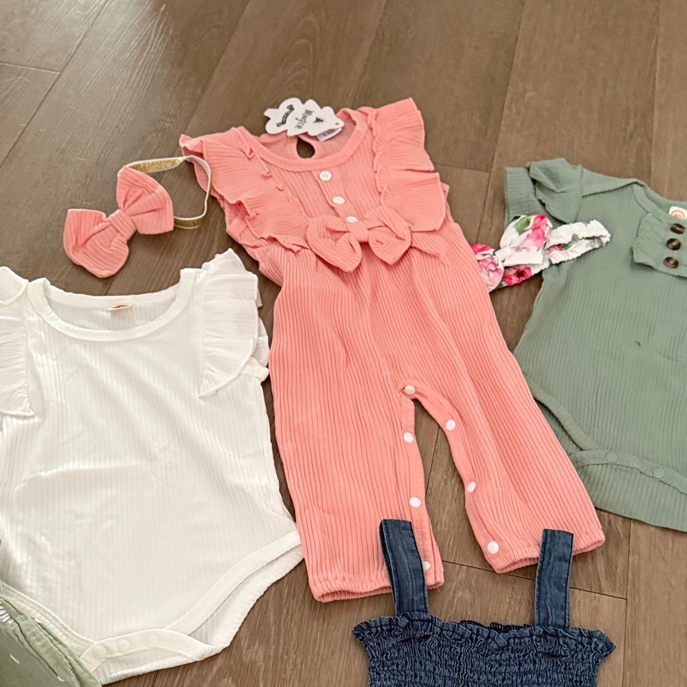 Brand New baby girl bundle - Picture 5 of 5